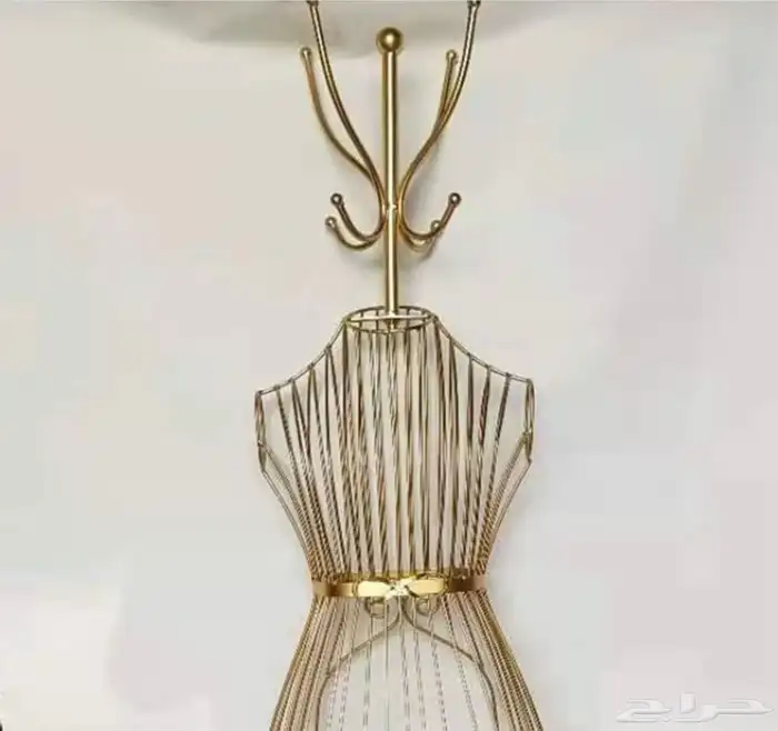 علاقة ملابس 1