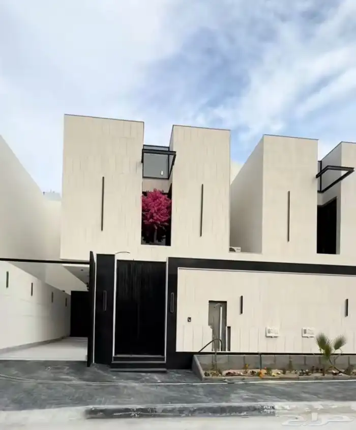 للبيع فيلا مودرن الخبر 0