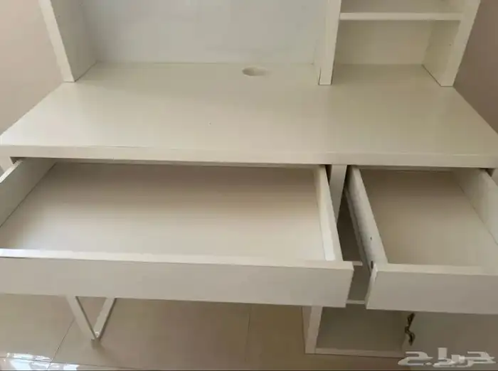 مكتب إيكييا 3