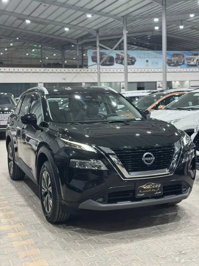 نيسان اكس تريل 2023 نص فل - عداد 63 الف كيلو فقط 2