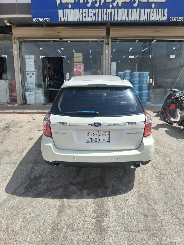 سوبارو آوت باك 2008 2