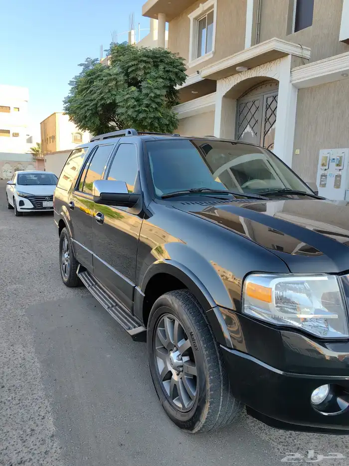 اكسبدشن 2012 XLT دبل 2