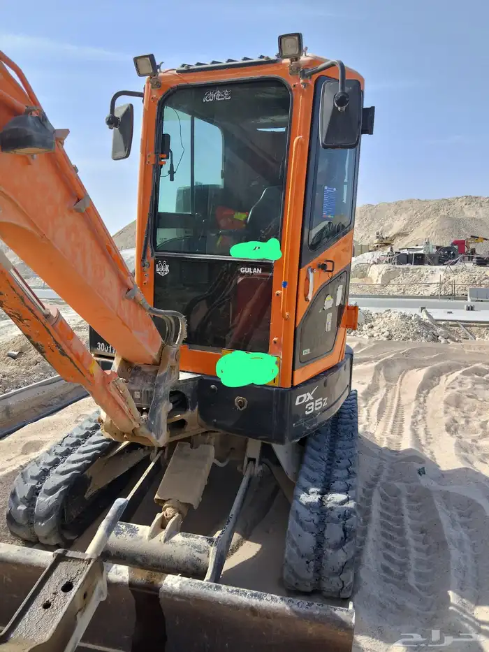 DOOSAN MINI EXCAVATOR 2021 MODEL 2
