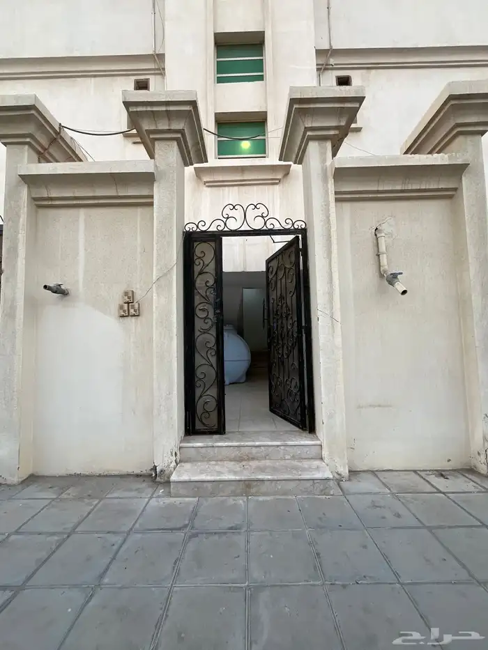 شقة عوائل للإيجار 3