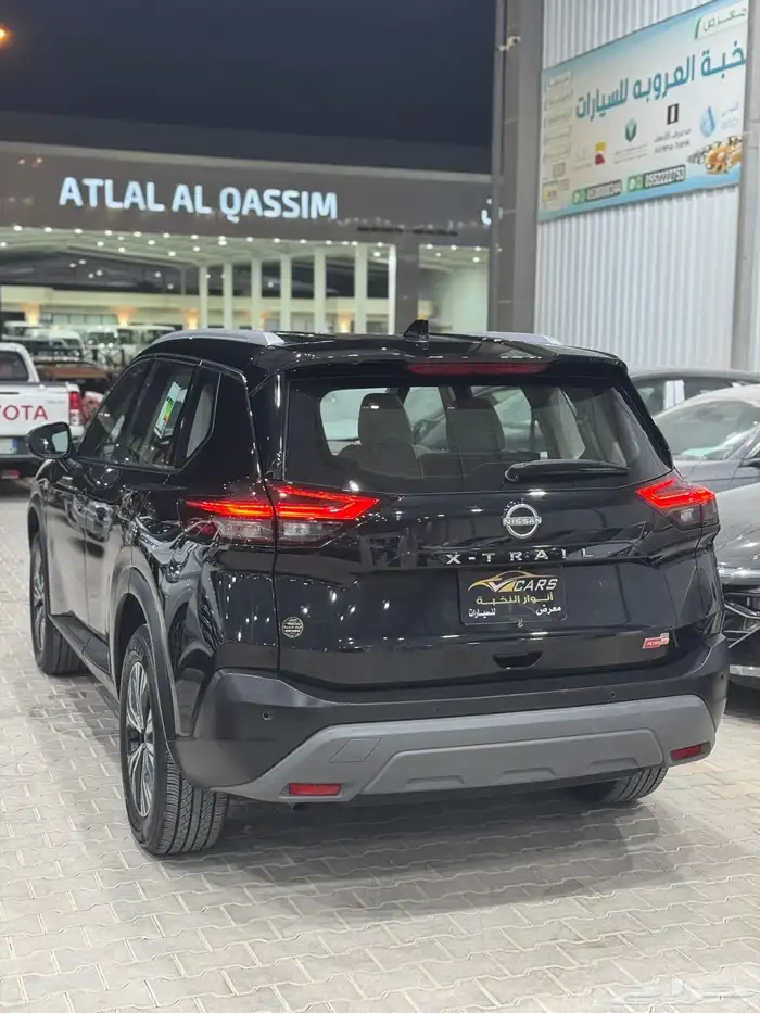 نيسان اكس تريل 2023 نص فل - عداد 63 الف كيلو فقط 3