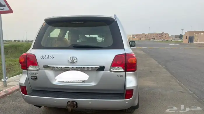 لاندكروزر فل كامل 2015 3