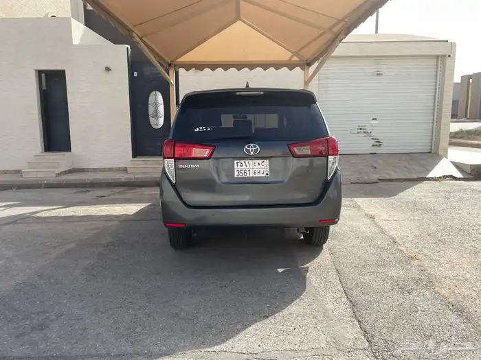 انوفا تويوتا 2016 0