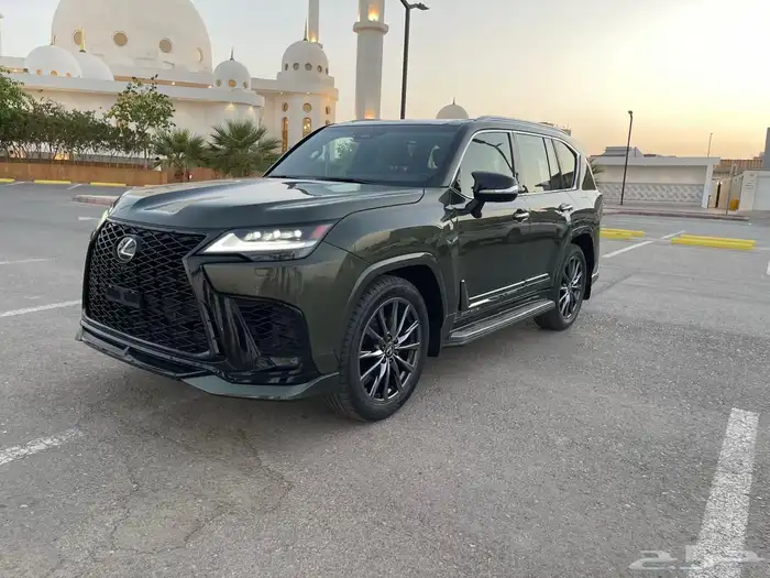 لكزس LX600 اف سبورت بريمي الموديل  2025 7