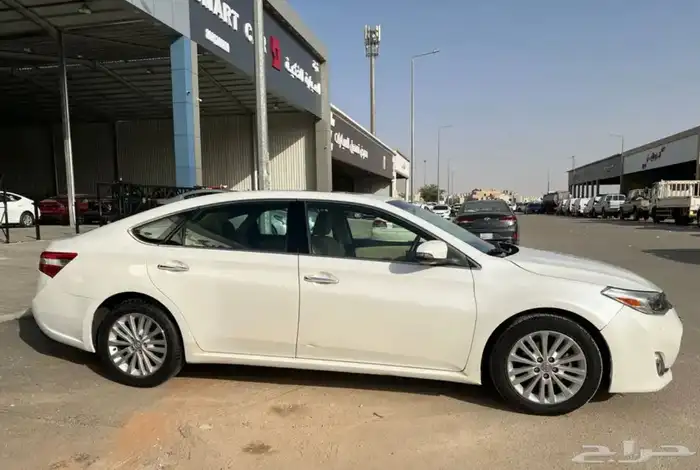 تويوتا افالون موديل 2015 لميتد فل كامل ثاني مالك 6