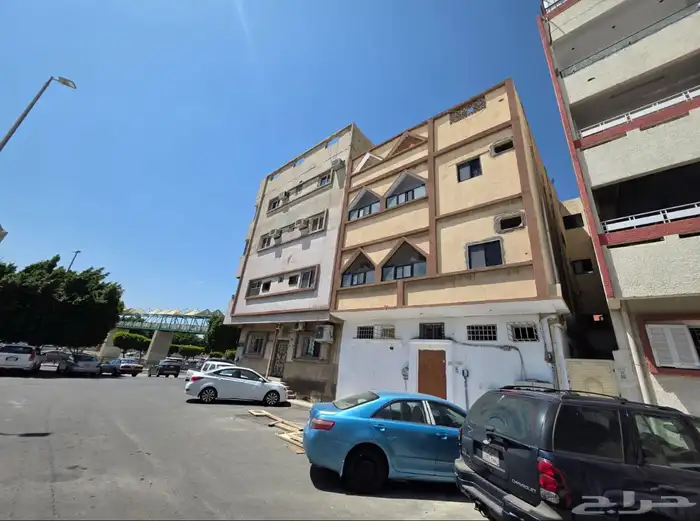 عمارة للإيجار بالكامل بحي السلامة شارع وادي وج 2