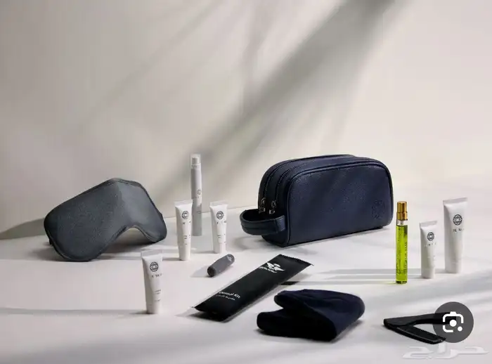 شنط الخطوط السعودية ايلي صعب 0