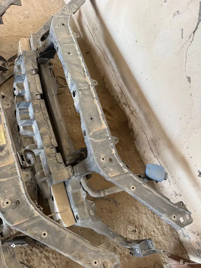 جميع قطع الكابرس موجوده وبلد 26