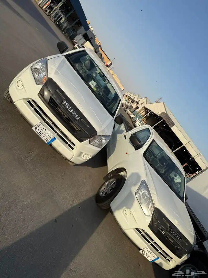للإيجار ايسوزو ديماكس 1