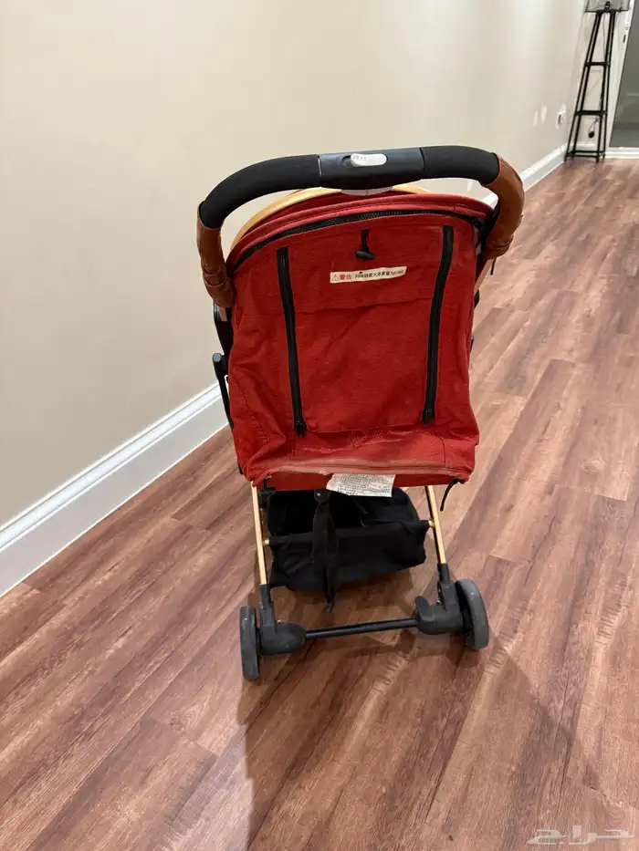 عربه أطفال قابلة للطي مخصصة للطيران المحلي والدولي 1