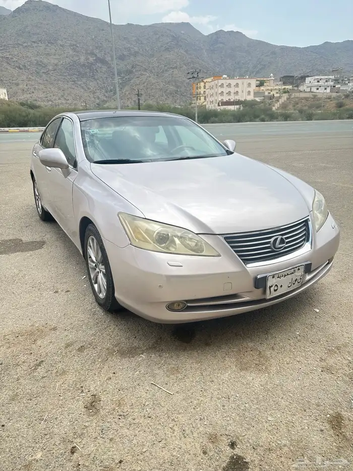 للبيع لكزس ES350 مع لوحة مميزة 0