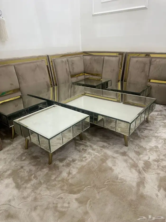 طاولات قزاز للبيع خمس قطع. 1