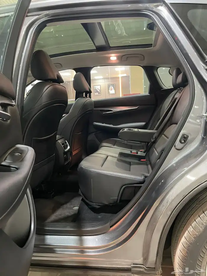 انفنتي كيو QX50 فتحه سقف سعودي(بنزين)2.0L 20