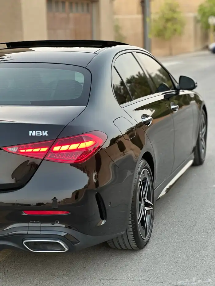 مرسيدس C200 ماشيه 35 الف فقط 2023 بحاله الوكاله 43