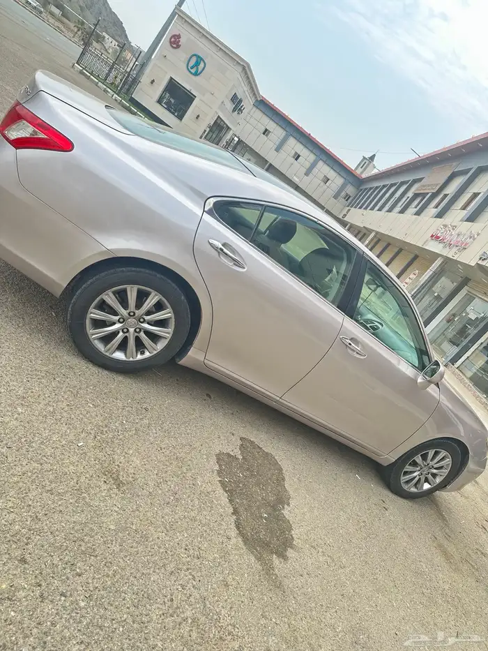 للبيع لكزس ES350 مع لوحة مميزة 6