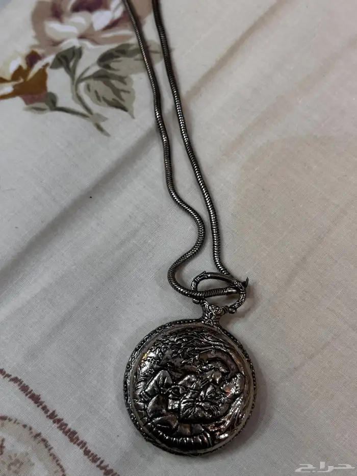 ساعات اثريه وقديمه 9