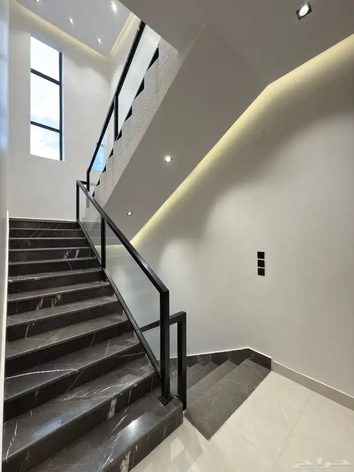 للبيع روف علوي بتصميم حديث بمدينه ابها درة المحاله 23