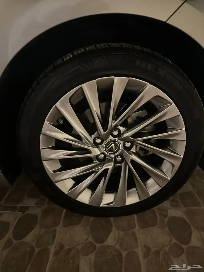 لكزس ES 250 BD 11