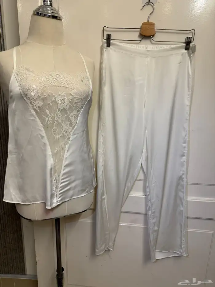 مجموعة فساتين ماركات منوعة 12