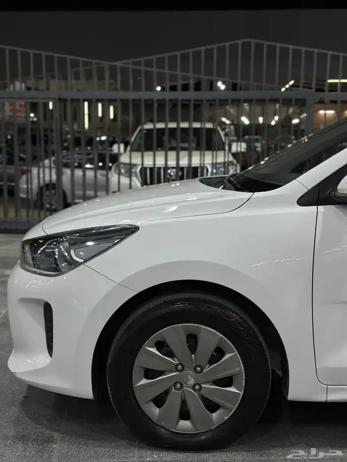 كيا ريو 2019 ستاندر ابيض لدى معرض(عبيد الرشيدي) 16