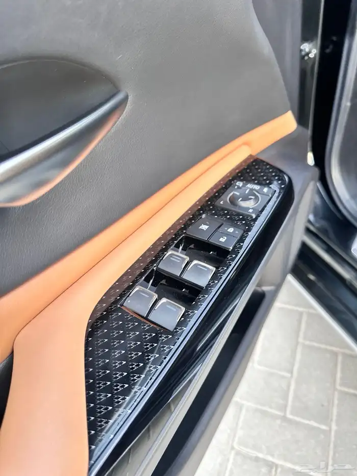 لكزس ES 350 2023 ممشى قليل بحالة الوكالة 12