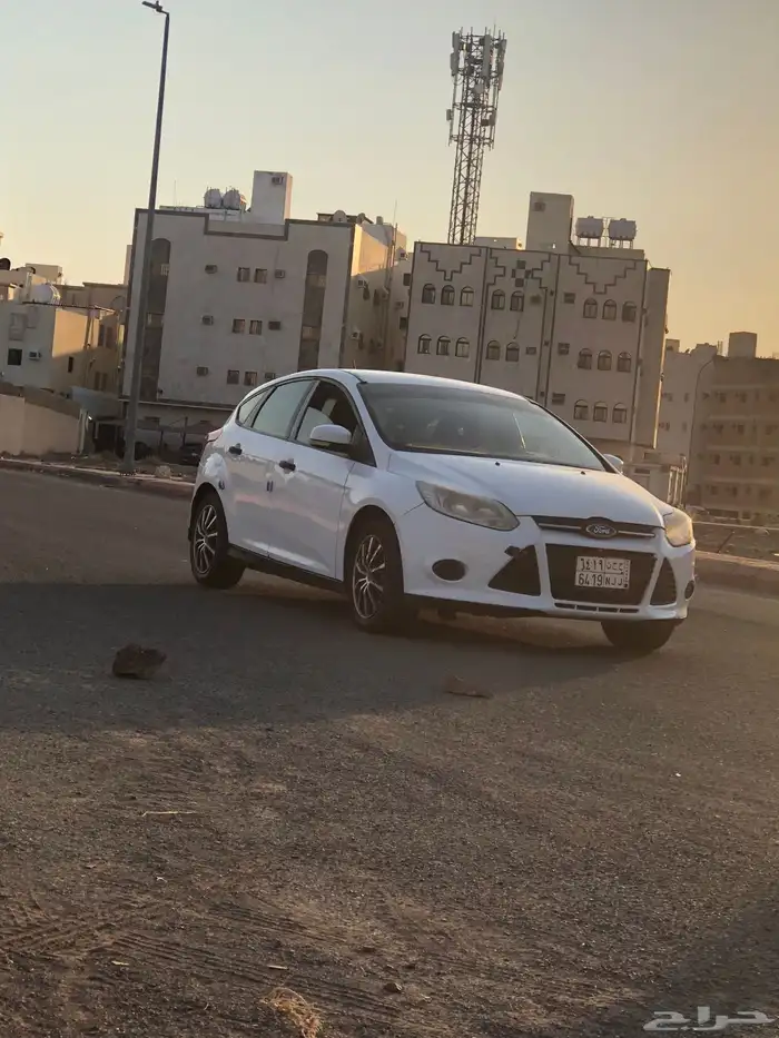 فورد فوكس St هاتشباك 2013 0