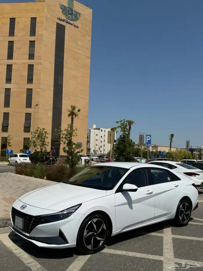 للبيع هونداي افانتي وارد كوريا المديل 2021 5