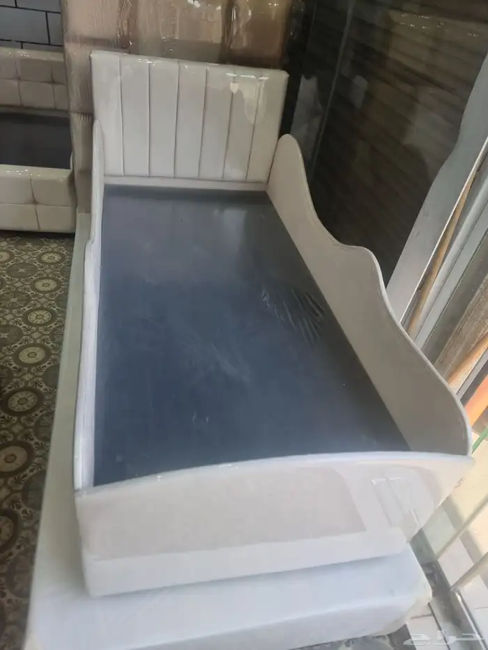 سرير أطفال صغير في غرفة نوم أطفال تفصيل 6