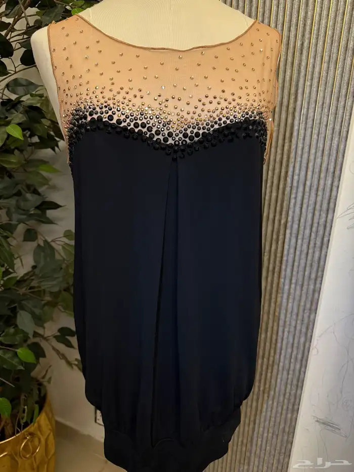 مجموعة فساتين ماركات منوعة 10