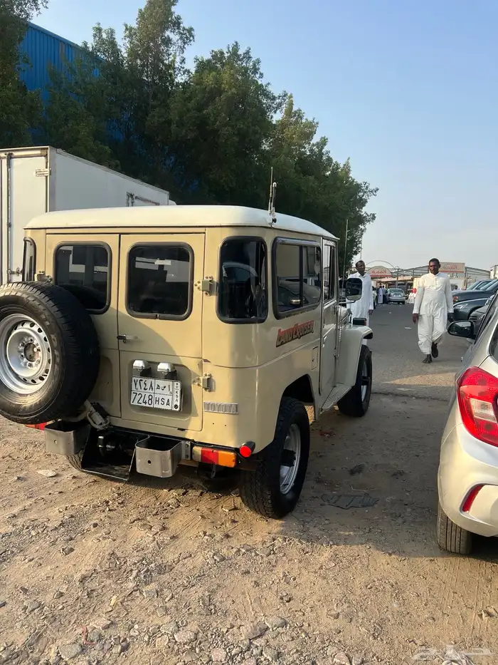 موديل 82 سياره بيض وجها 3