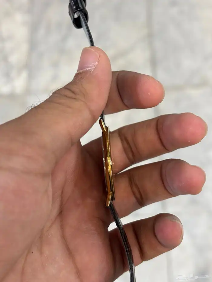 original titan edge watch in good condition 3