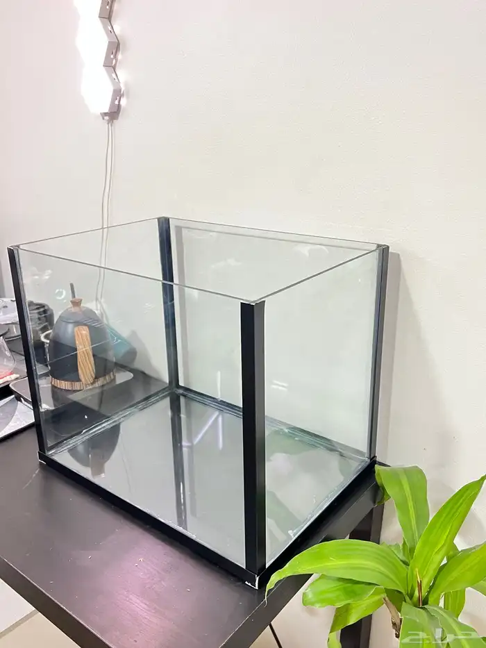 للبيع حوض سمك 0