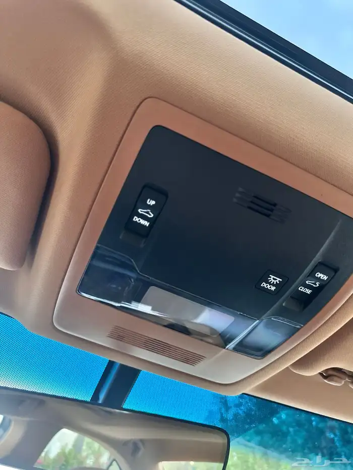 لكزس ES 350 2023 ممشى قليل بحالة الوكالة 56