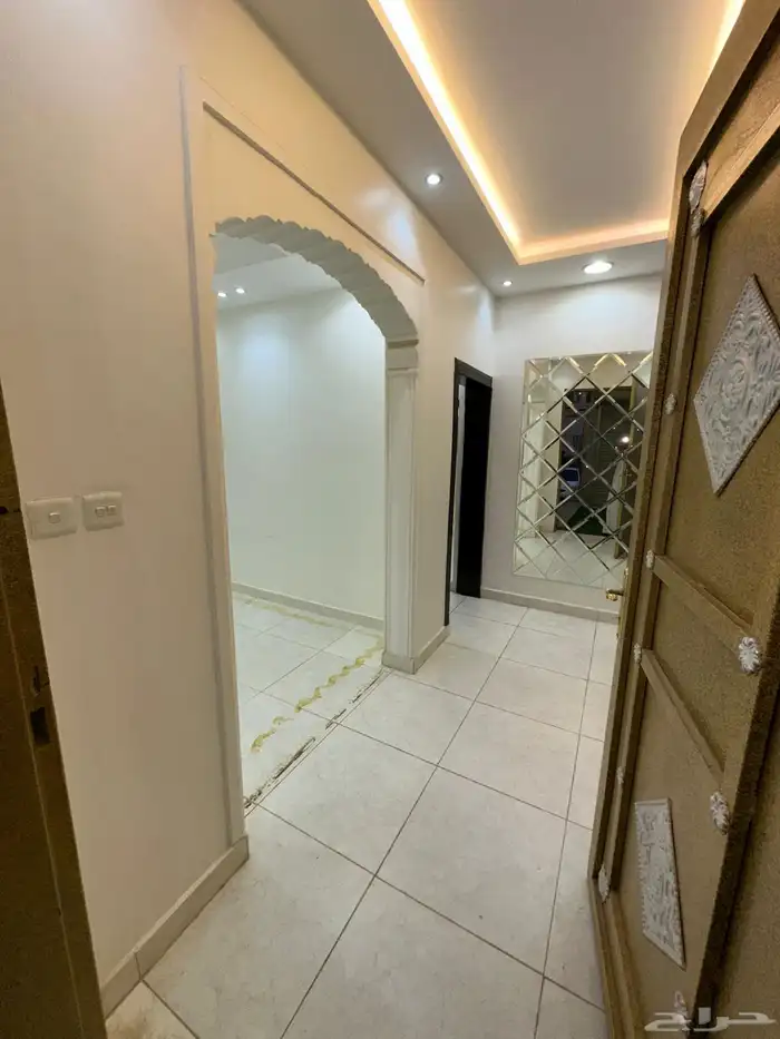 للايجار دور ارضي بحي الرمال ب60 الف 1