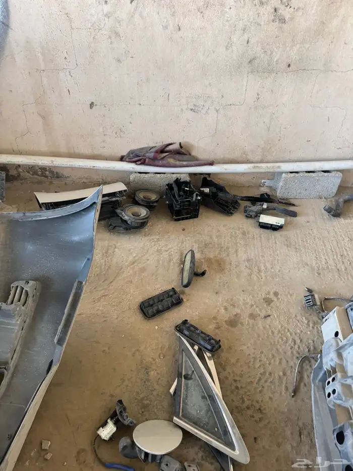 جميع قطع الكابرس موجوده وبلد 24