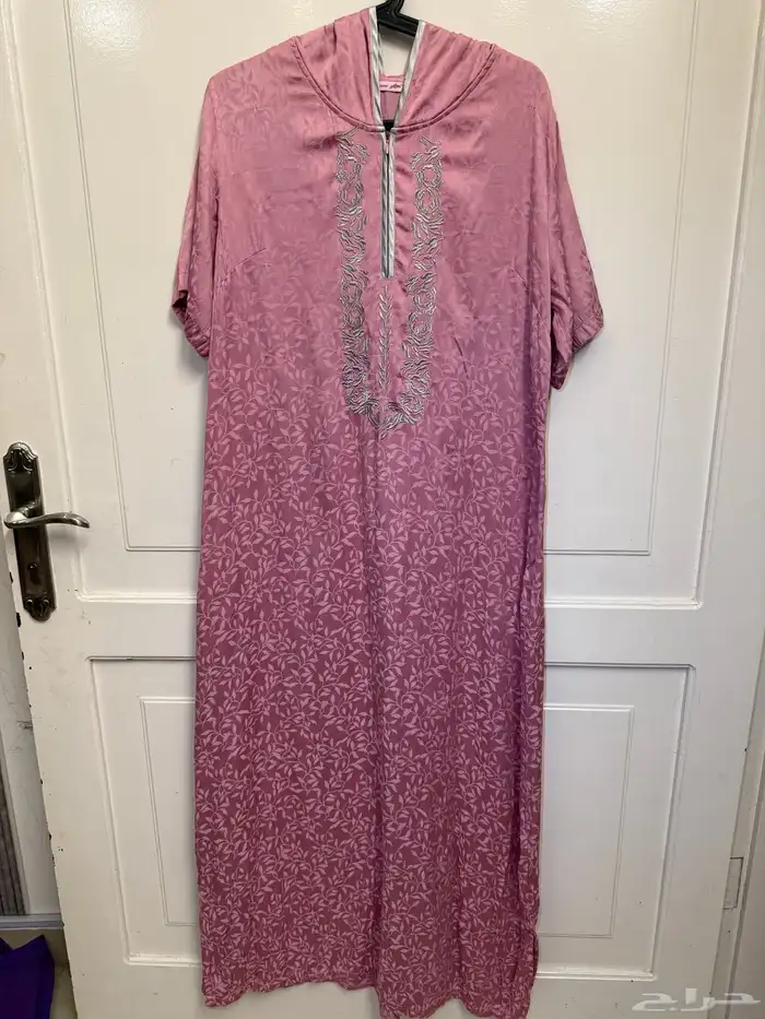 مجموعة فساتين ماركات منوعة 4