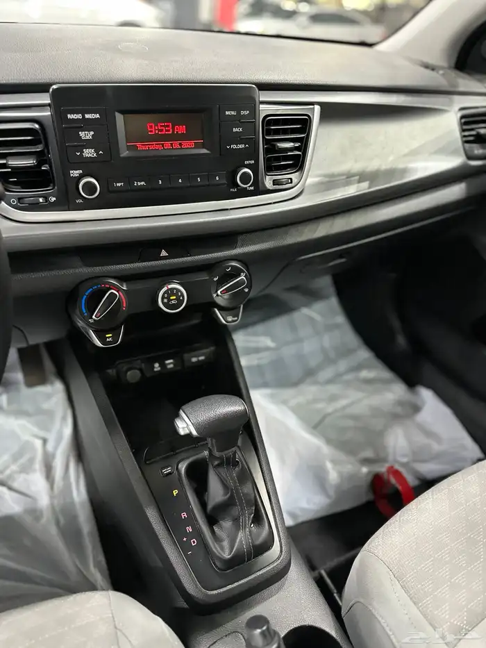 كيا ريو 2019 ستاندر ابيض لدى معرض(عبيد الرشيدي) 24