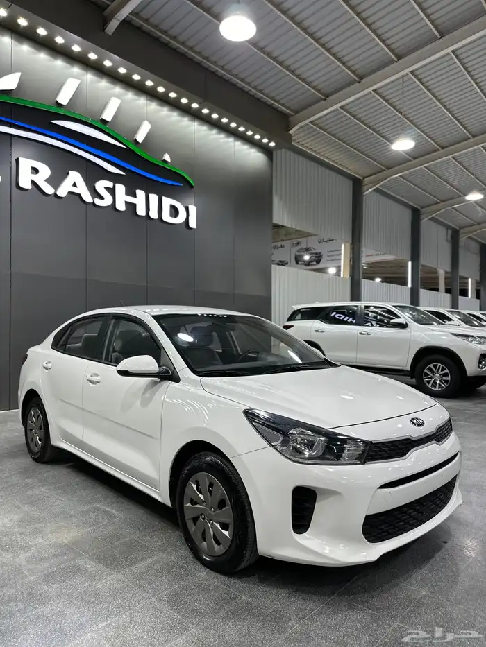 كيا ريو 2019 ستاندر ابيض لدى معرض(عبيد الرشيدي) 11