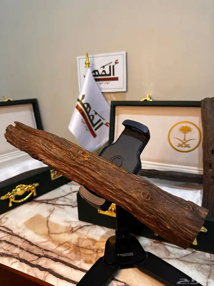 قطع عود هندي كلاكاسي فاخر ملكي 2