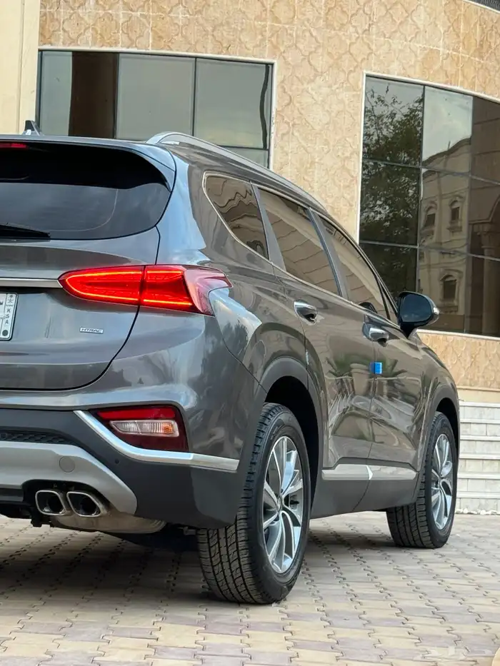 للبيع هيونداي سنتافي ديزل 2020 16