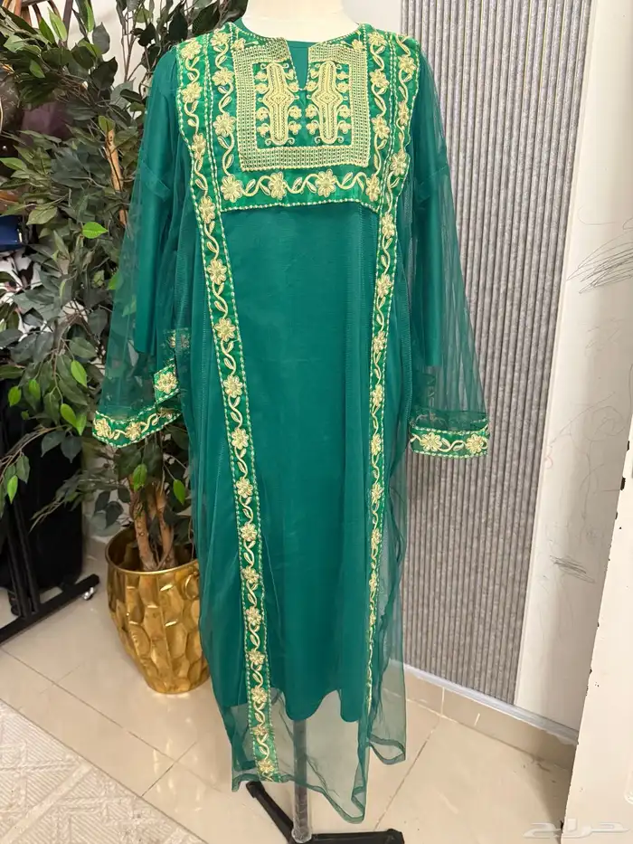 مجموعة فساتين ماركات منوعة 42