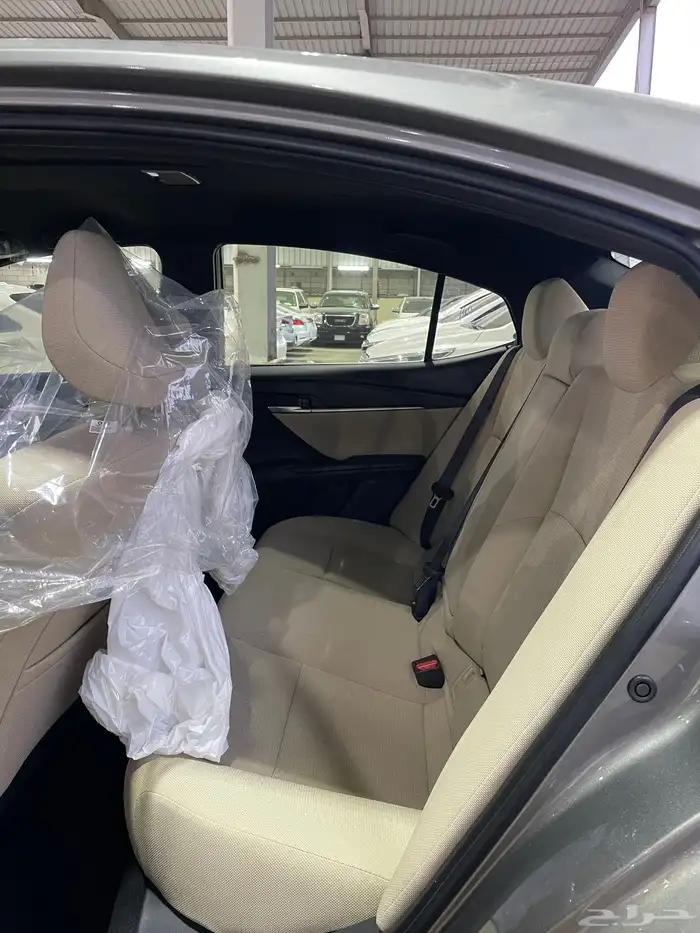 تويوتا كامري E بنزين 2025 جديد 6