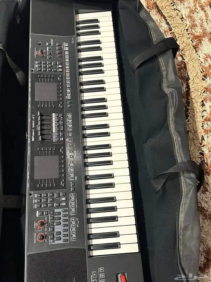 أورج Roland Ea7 1