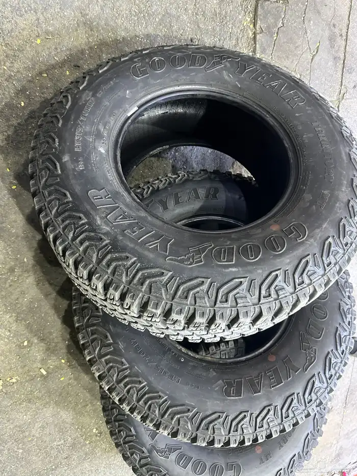 كفرات نص حجري جودير امريكي مقاس 315 70 17 8