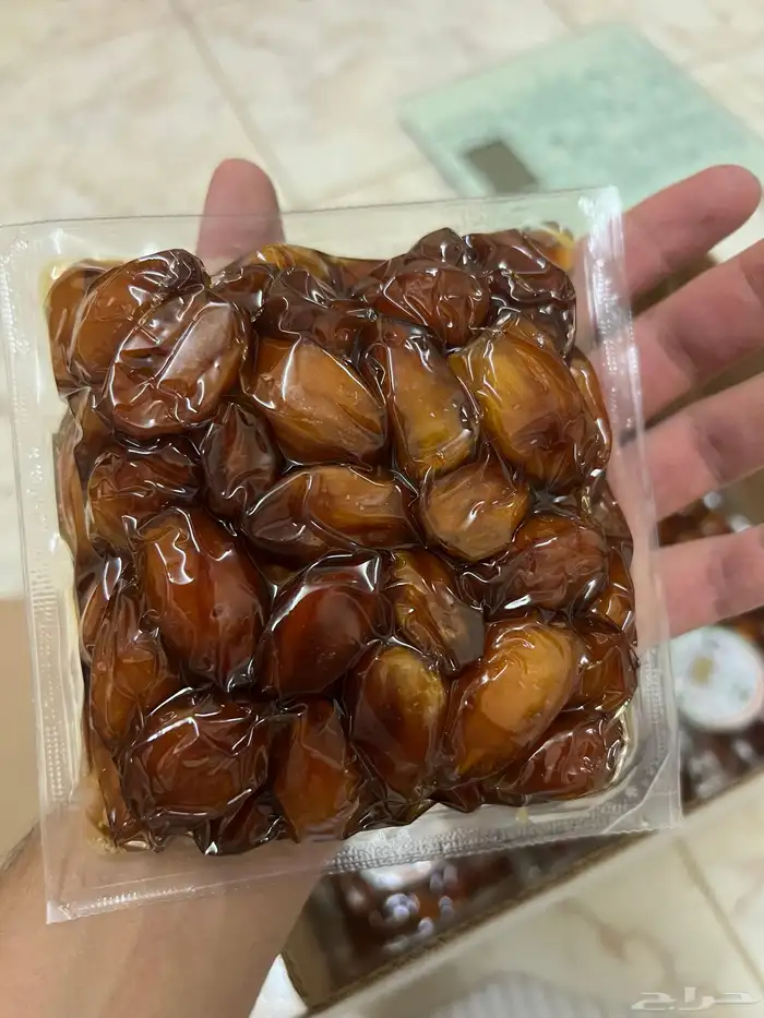 تمر مكبوس صفري نصف كيلو فاخر 0