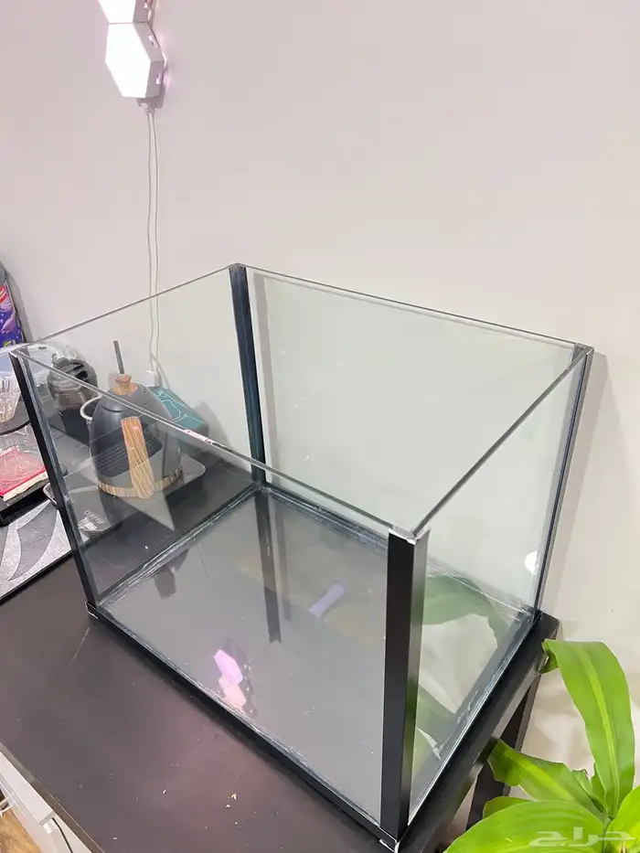 للبيع حوض سمك 3